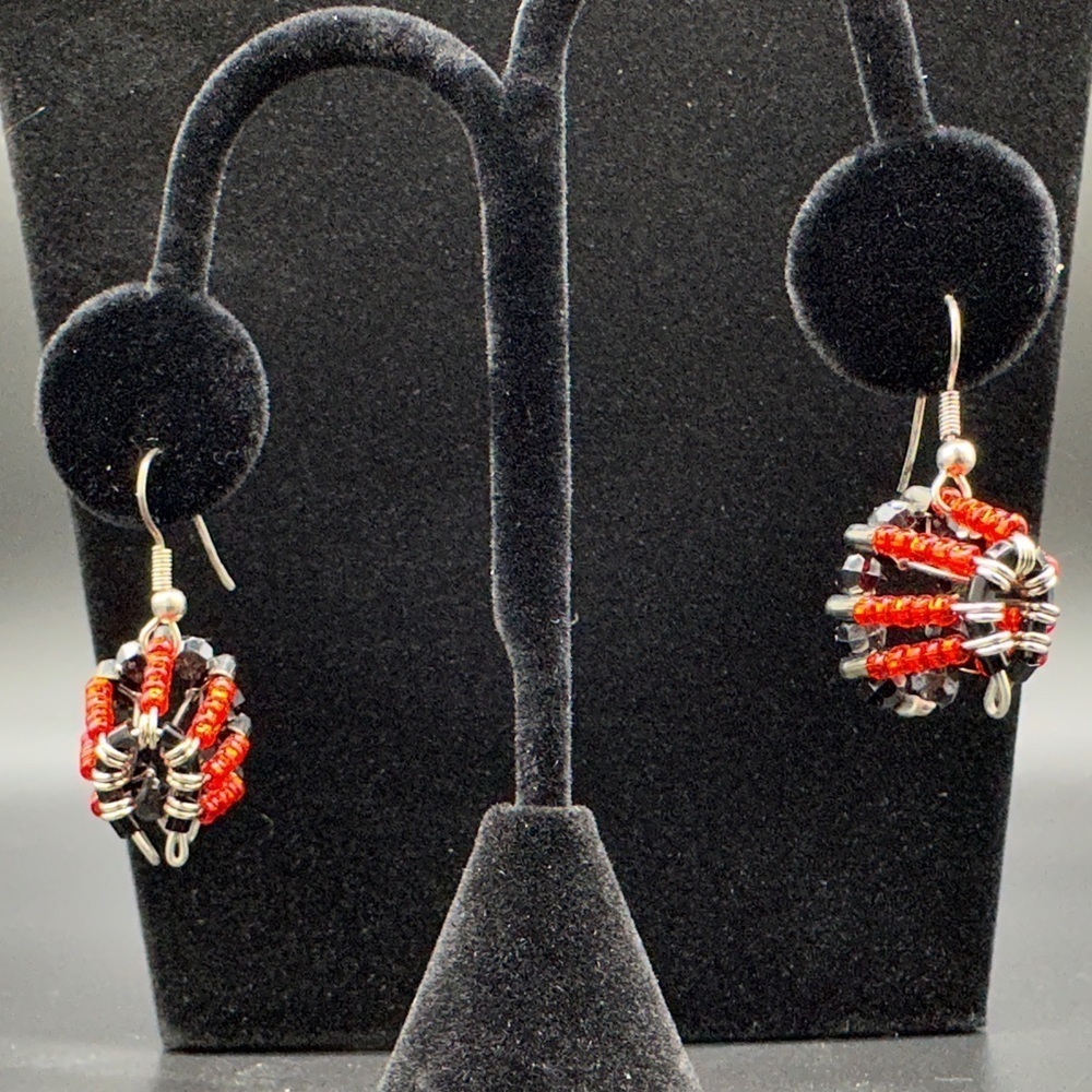 Native American beaded Headdress Warrior hand made‎ earrings red orange